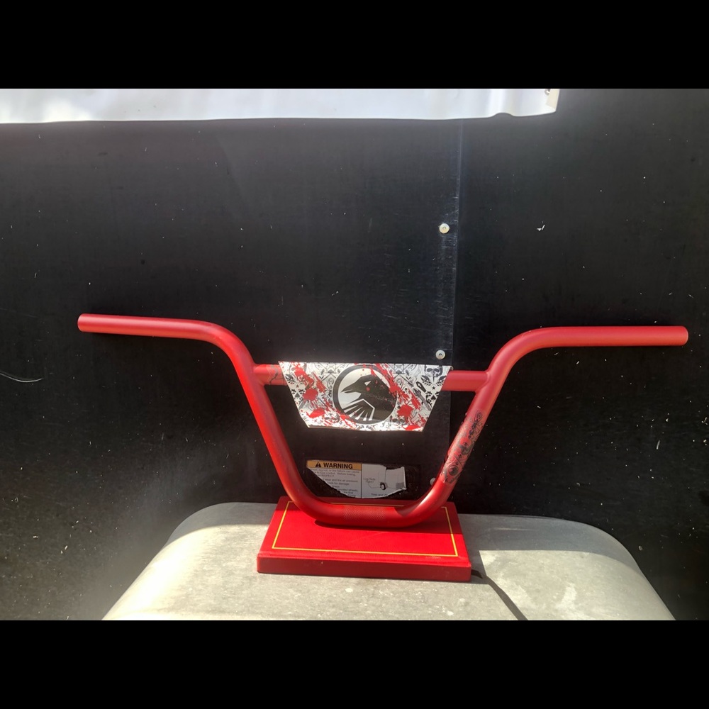 I am selling a pair of bars